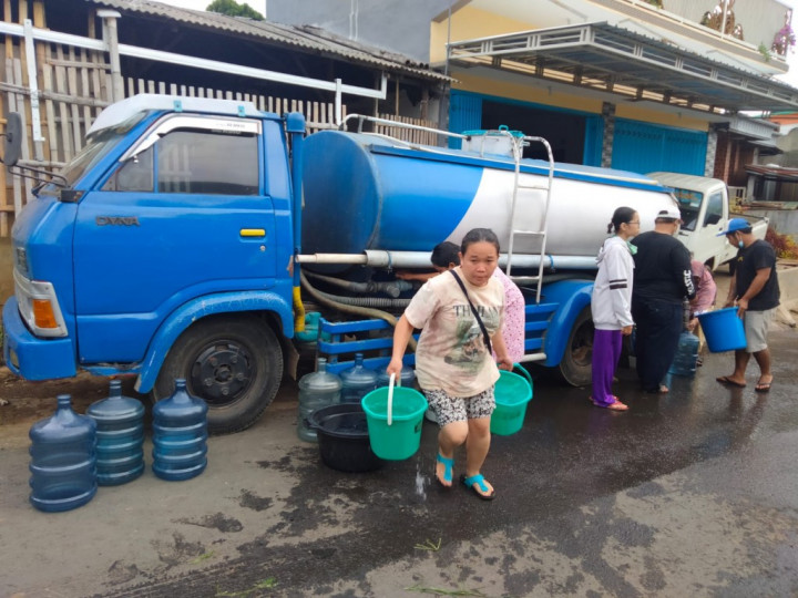 Antisipasi Kekeringan di Musim Kemarau, BPBD DKI Siapkan Air Baku dari Waduk
