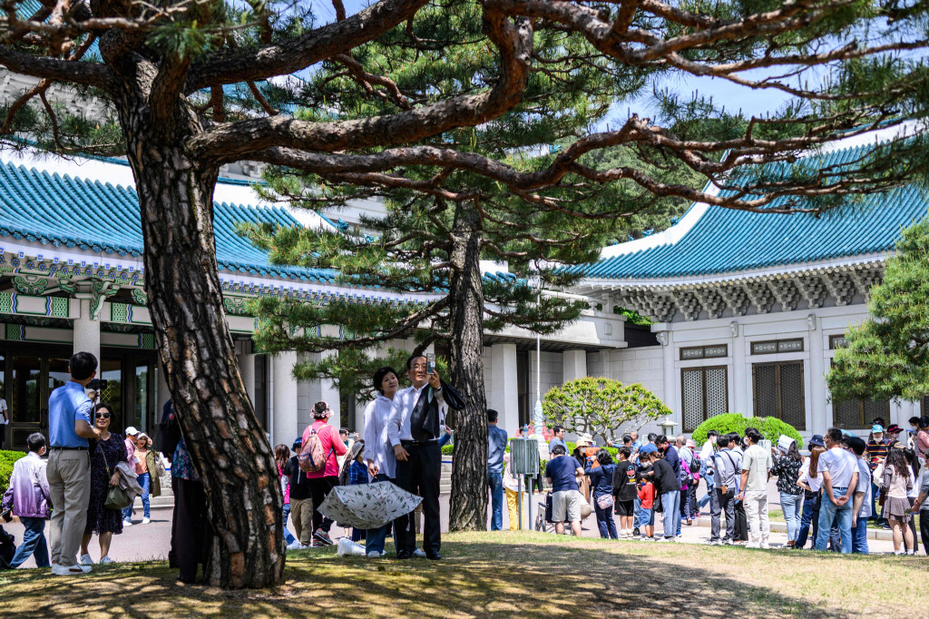 Kompleks Blue House Ramai Dikunjungi Pengunjung