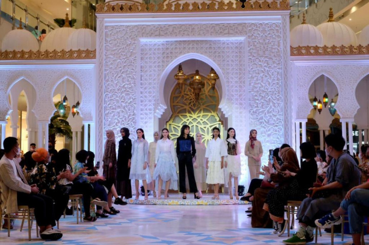 Central Park dan Neo Soho Mall Sukses Hadirkan Raya Fashion Festival