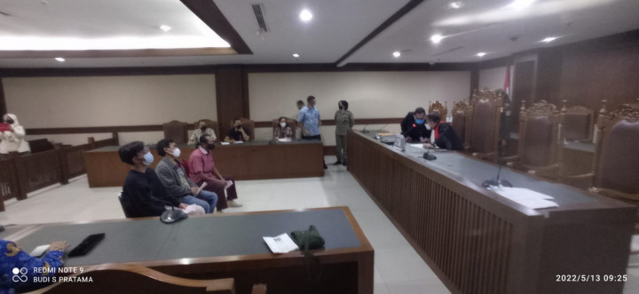 Melanggar Perda, Juru Parkir hingga PKL Liar Diadili