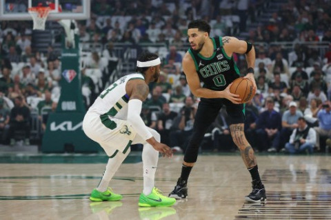Celtics Paksa Bucks Mainkan Gim 7 Semifinal Playoff NBA