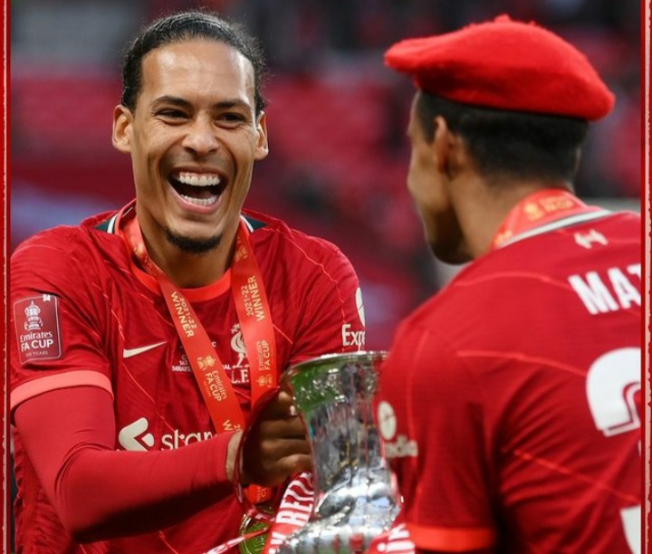 Cedera di Final FA, Begini Kondisi Mo Salah dan Van Dijk
