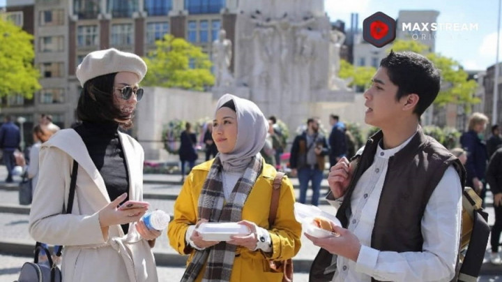 Jessica Mila Belajar Ngaji dan Salat demi Mengejar Surga