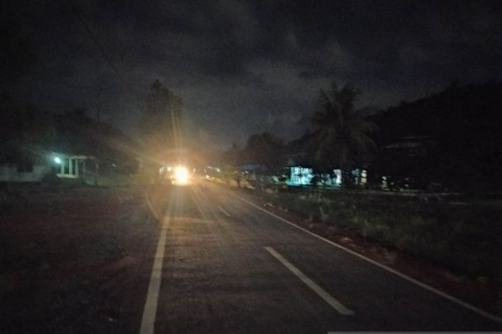 Masyarakat Sukadana Keluhkan Minimnya Penerangan Jalan Umum