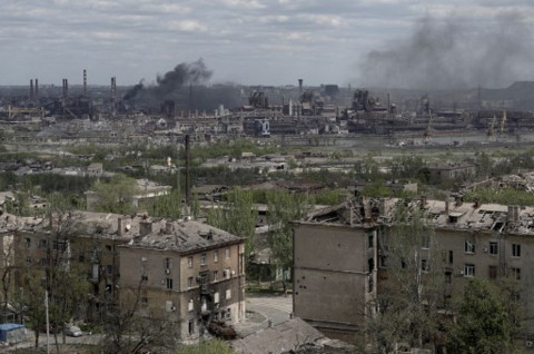 Lebih dari 260 Prajurit Ukraina Dievakuasi dari Pabrik Baja Mariupol