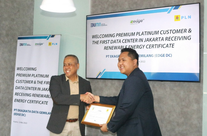 Dukung Komputasi Hijau, Data Center EDGE Raih Renewable Energy Certificate
