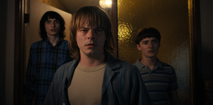 Charlie Heaton Bersyukur Bisa Tampil dengan Teman Sebaya di Stranger Things