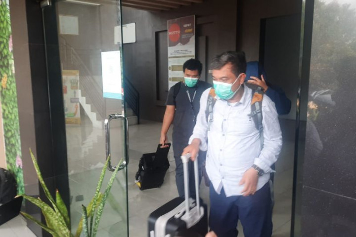 KPK Geledah 2 Kantor Dinas PUPR dan PTMSP Kota Ambon