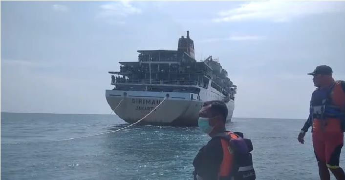 KM Sirimau yang Kandas di Selat Adonara Bawa 2 Jenazah TKI dari Malaysia