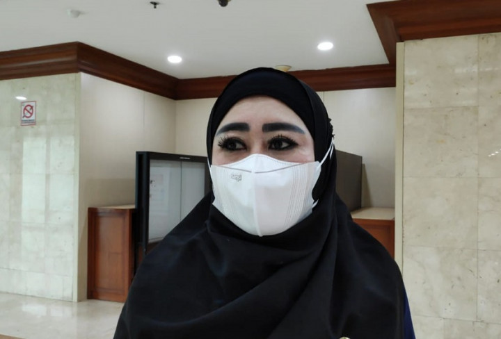 Tak Perlu Ada Pembatasan Atribut Keagamaan Terhadap Terpidana Selama Sidang