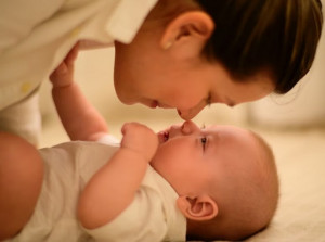 Studi Ungkap Pentingnya Sentuhan Terhadap Kelangsungan Hidup Bayi
