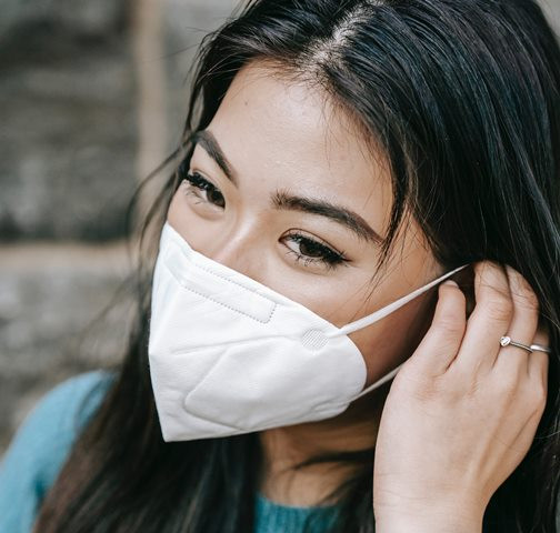 Ini adalah penjelasan soal lepas masker dan siapa yang masih wajib memakainya. (Foto: Ilustrasi/Pexels.com)