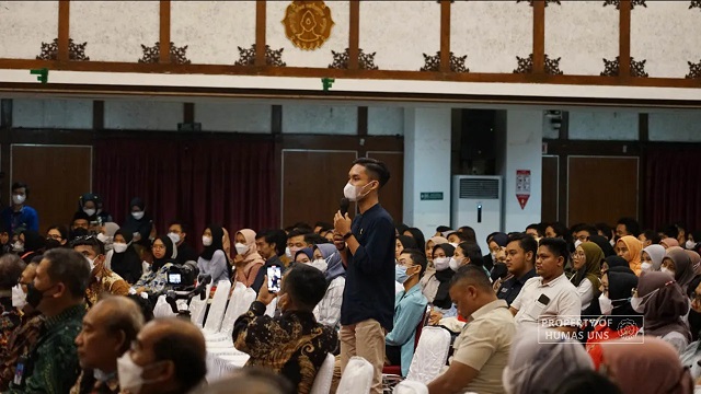 Keren, Bisnis Mi Ayam Goreng Mahasiswa UNS Ini Dapat Investasi dari Menteri Investasi