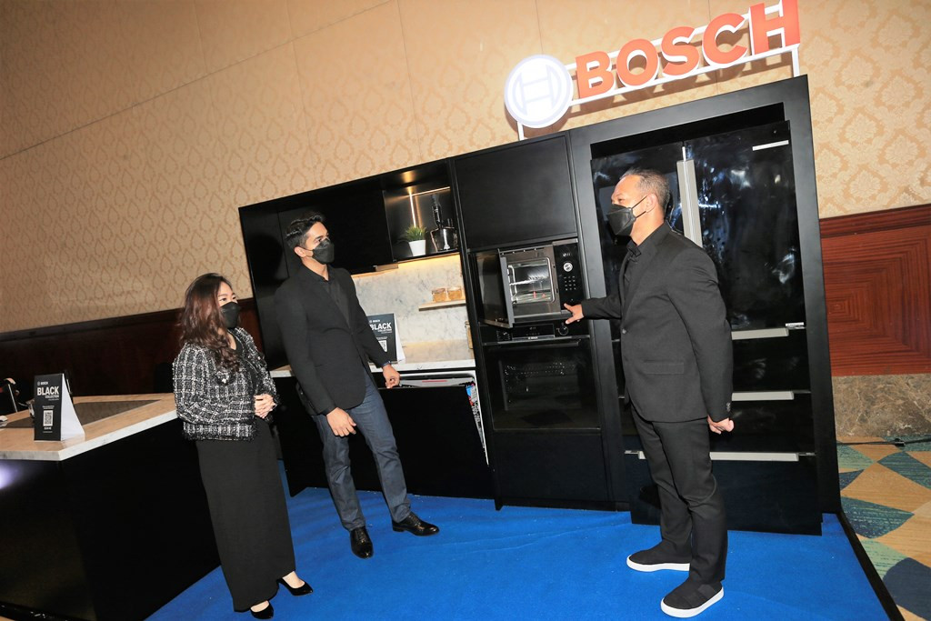 Nuansa hitam diprediksi menjadi idaman dapur kaum urban (Foto: Bosch Indonesia)
