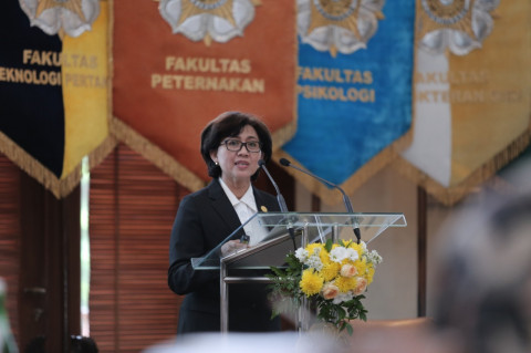 Selamat! Ova Emilia Terpilih Sebagai Rektor UGM Periode 2022–2027