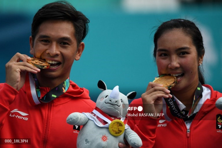 Christo/Aldila Pertahankan Emas Tenis Ganda Campuran