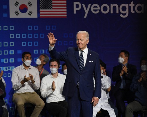Memulai Tur Asia Pertamanya, Biden Tiba di Korsel