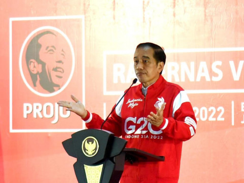 Jokowi Turunkan Harga Minyak Goreng Curah dalam 2 Minggu