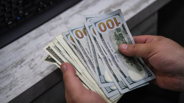 Dolar AS Tersungkur di Perdagangan Asia