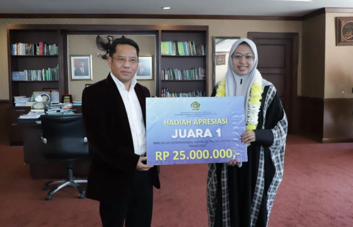 Juara 1 MTQ Internasional di Rusia, Dewi Dapat Bonus Rp25 Juta dari Kemenag