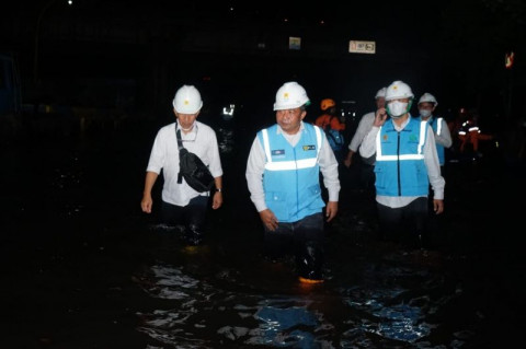 Listrik di Area Terdampak Banjir Rob Semarang Diputus Sementara