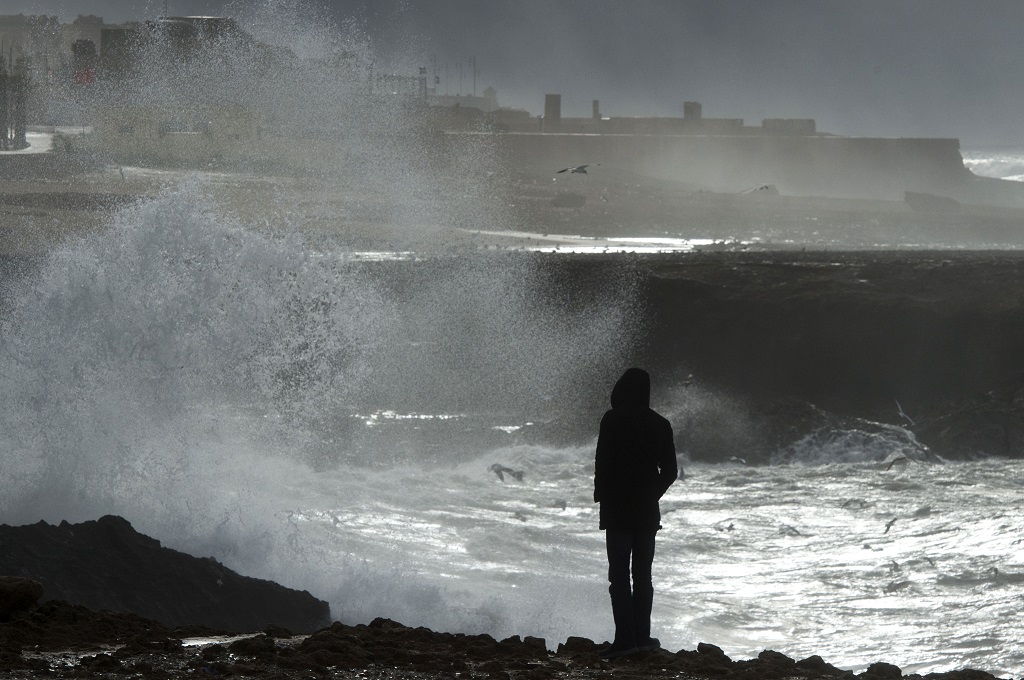 Ilustrasi gelombang tinggi. AFP/Fadel Senna