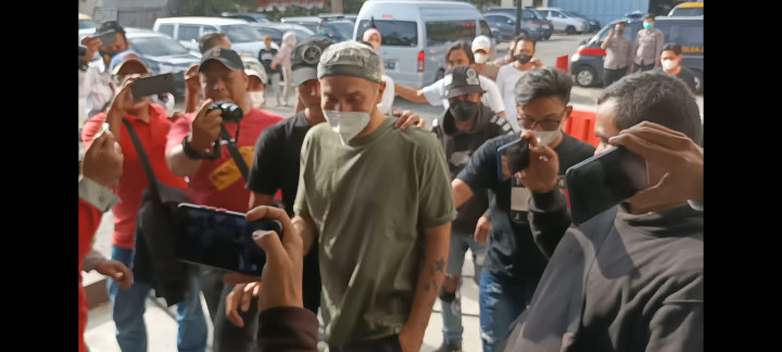 Bukan Pesta Narkoba, Ini Momen Gary Iskak Kosumsi Sabu