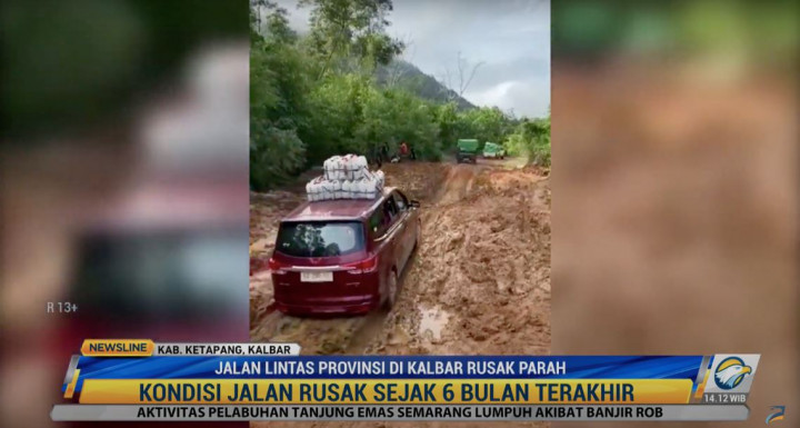 Wuling Tampak Pusing, Jalan Lintas Provinsi di Kalbar Lebih Parah dari Jalur <i>Offroad</i>