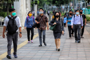 Kepatuhan Memakai Masker di 31 Kabupaten/kota di Bawah 75%