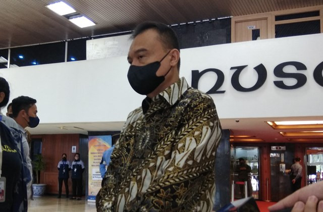 Luhut Harus Tuntaskan Persoalan Migor Sesuai Perintah Jokowi