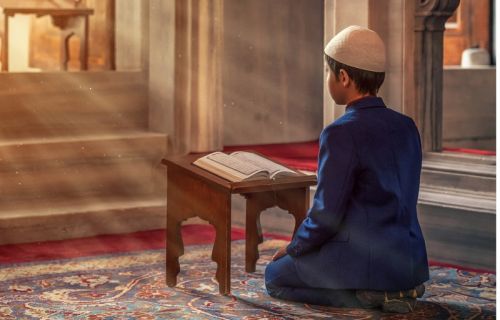 Bacaan Doa untuk Kedua Orang Tua Arab, Latin dan Terjemahan