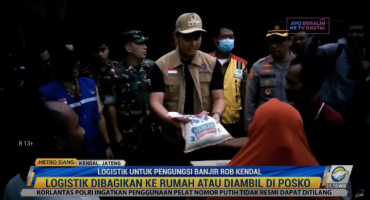 Pemkab Kendal Jamin Penyaluran Logistik untuk Pengungsi Banjir Rob