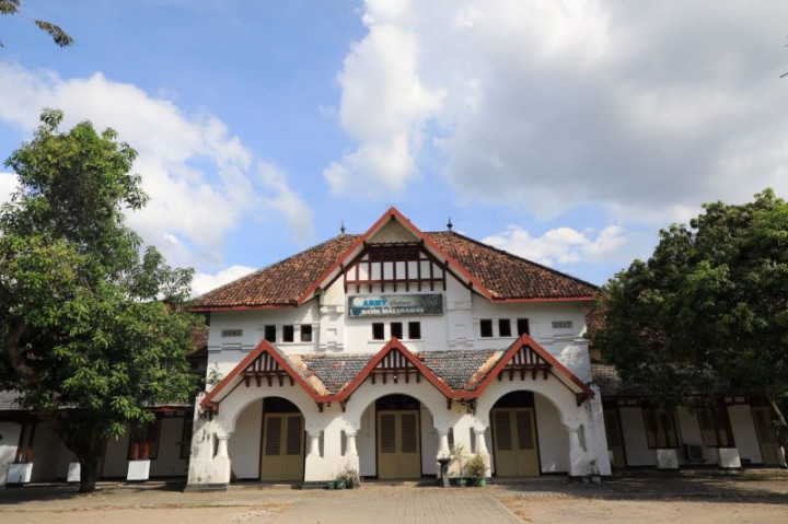 Gedung Peninggalan Arsitektur Kolonial di Madiun