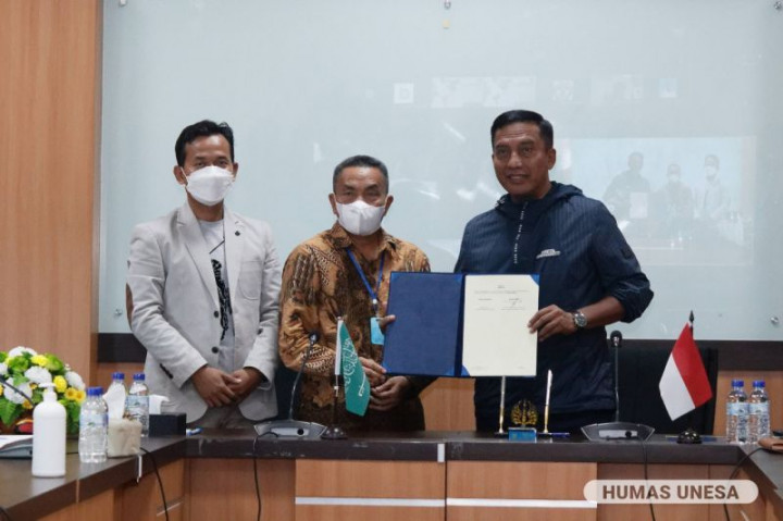 KJRI Jeddah Pilih Unesa Jadi Tempat Kuliah Lulusan Sekolah Indonesia-Arab Saudi