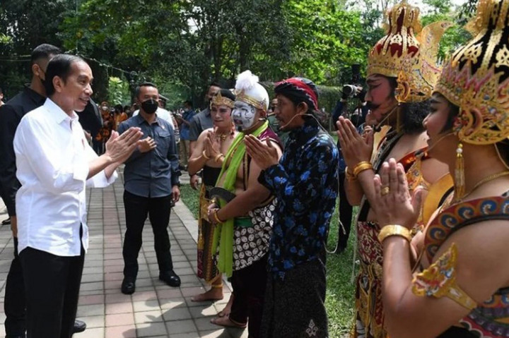 Jokowi: Pandemi Melandai, Kita Harap Seni-Budaya Bangkit Kembali
