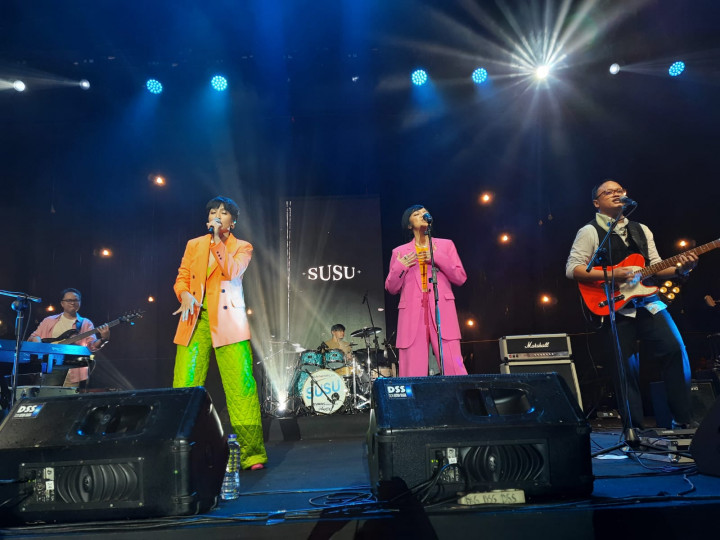 Melihat Aksi Panggung Pertama Brian Kresna Setelah Keluar dari Sheila on 7