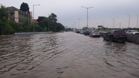 Banjir di Tol BSD-Bintaro Disebut Kiriman dari Bogor