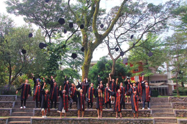 Cetak Rekor, 8,7% Siswa SWA Lulusan 2022 Tembus Kampus Ivy League