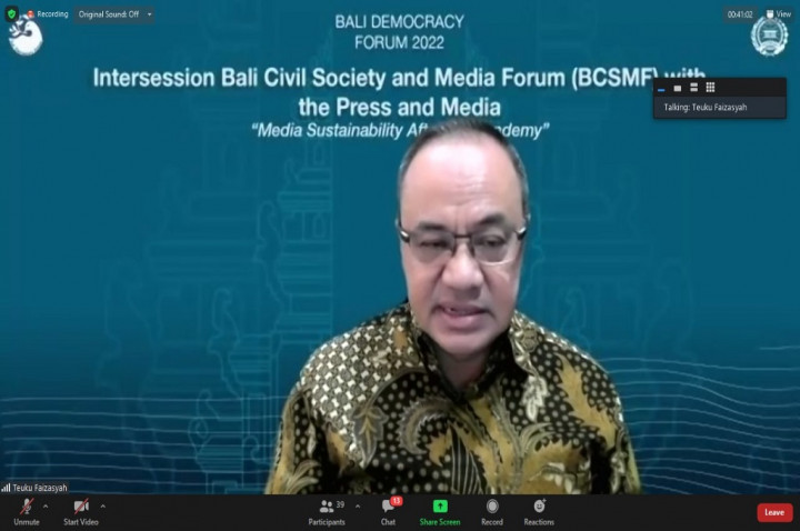 Media Berperan Penting dalam Promosikan Proses Demokrasi Kawasan