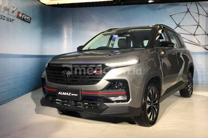Ingin SUV Besar Tapi Dana Ngepas Rp400 Jutaan? Coba Jajal Almaz RS