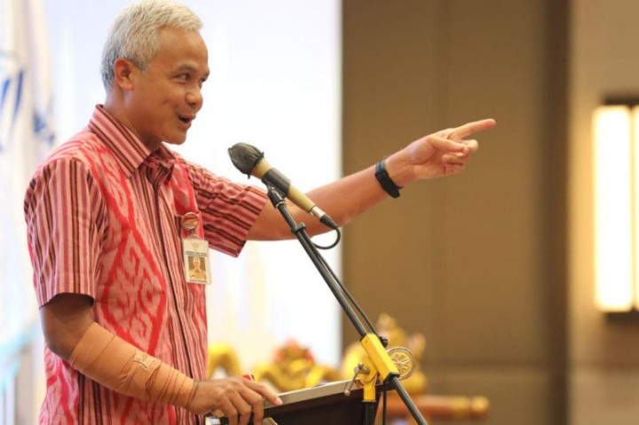 Ganjar Ajak Kalangan Konsultan Bantu Penanganan Rob Pantura