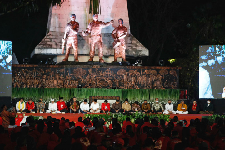 Peringatan Kelahiran Pancasila, Warga Solo <i>Umbul Dunga</i> untuk Indonesia