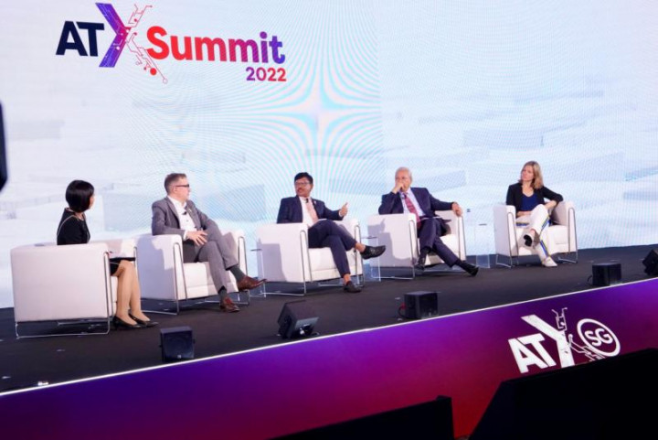 Menkominfo Tekankan Regulasi Demi UMKM Adopsi Digital