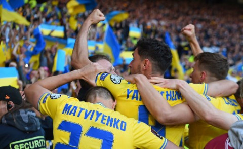 Ukraina Selangkah Lagi ke Piala Dunia 2022