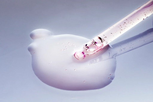 3 Bahan Aktif dalam Produk Skincare yang Bikin Wajah Glowing