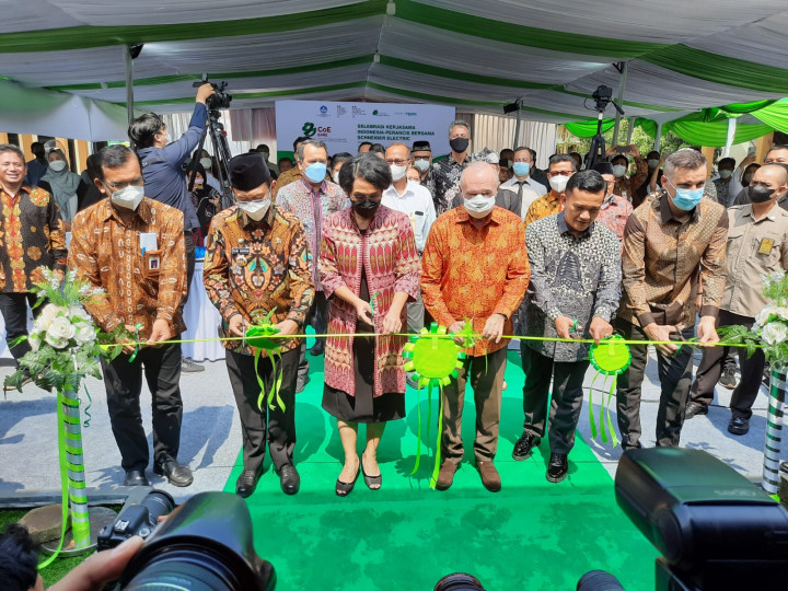 Pelatihan Kompetensi Kolaborasi Kemendikbudristek dan Schneider Jangkau 125 SMK