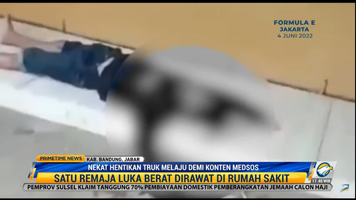 Remaja di Bandung Nekat Hentikan Truk hingga Tertabrak