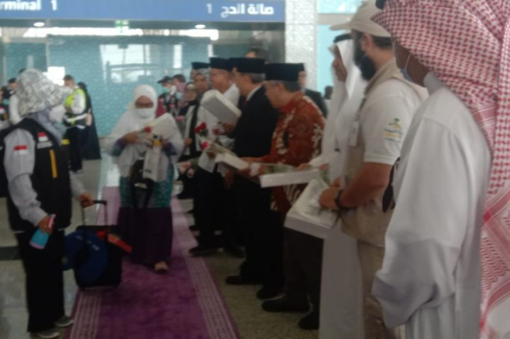 Kloter Pertama Embarkasi Solo Tiba Lebih Awal di Madinah