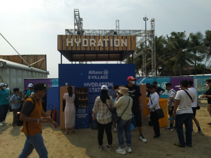 Stan Hydration Penyelamat Pengunjung Formula E Jakarta