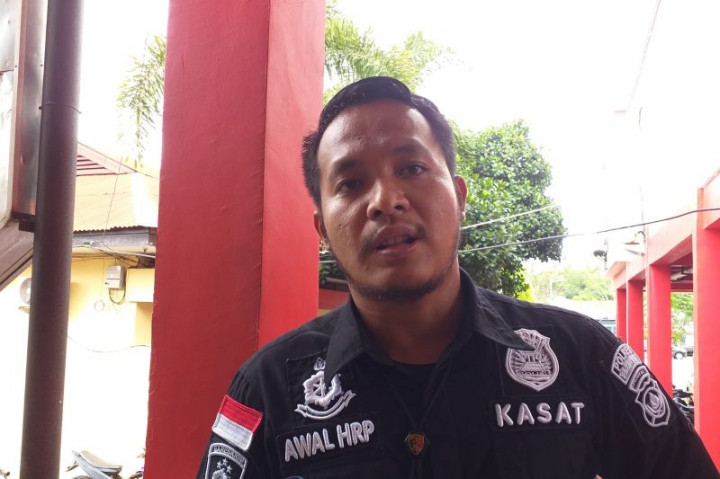 Bayar Material dengan Cek Kosong, Warga Tanjungpinang Diringkus